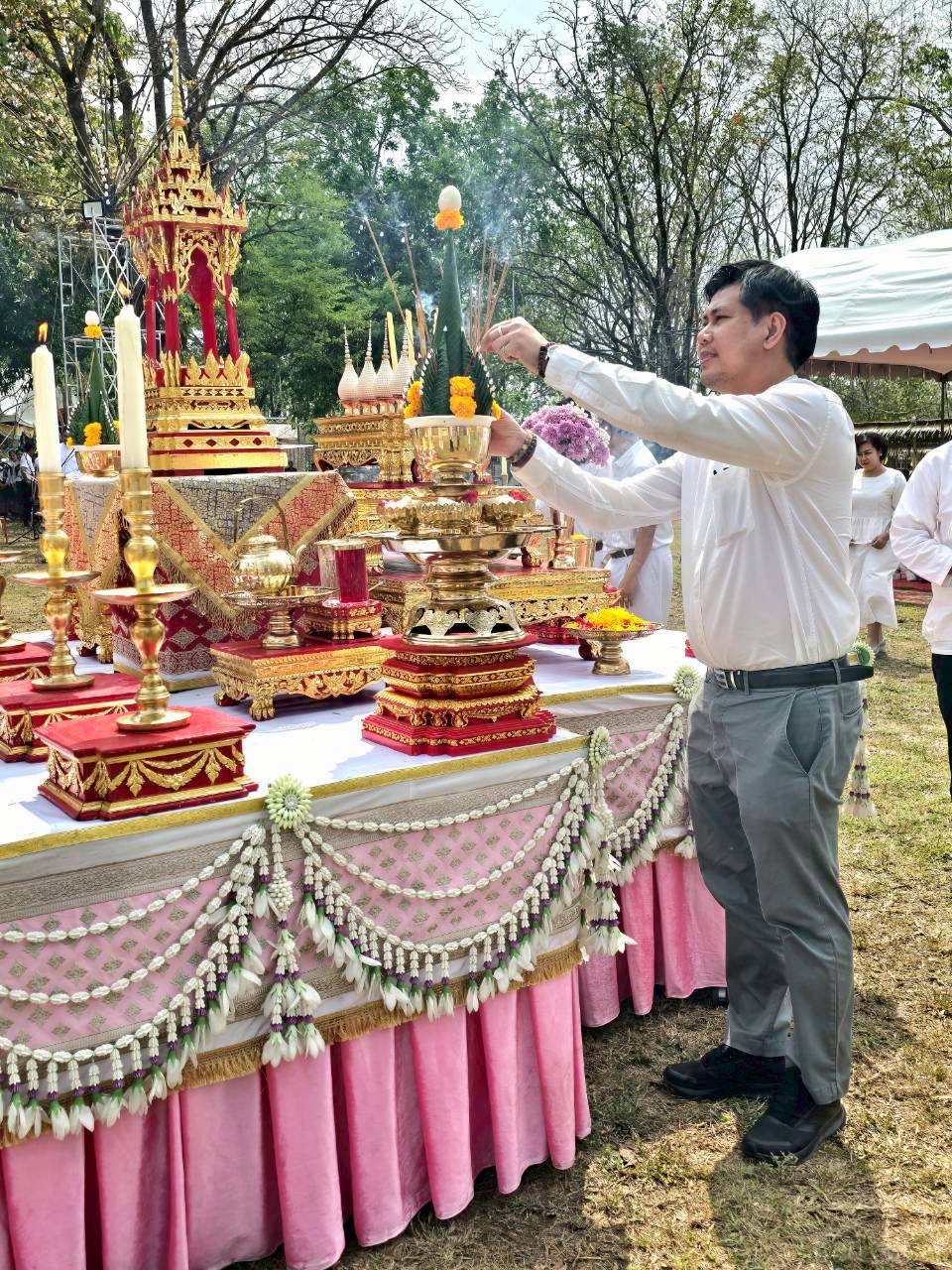 title - วันที่ 24 กุมภาพันธ์ 2569 นายวิทูล ประดิษฐบุญ พร้อมด้วย เจ้าหน้าที่ ส.ป.ก.ปราจีนบุรี เข้าร่วมพิธีบวงสรวงงานเทศกาลมาฆปูรมีศรีปราจีน ครั้งที่ 40